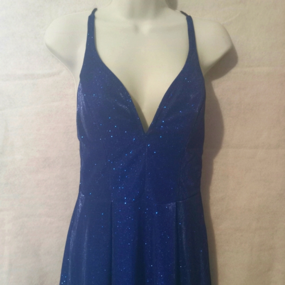 Sparkly blue prom/hoco maxi dress